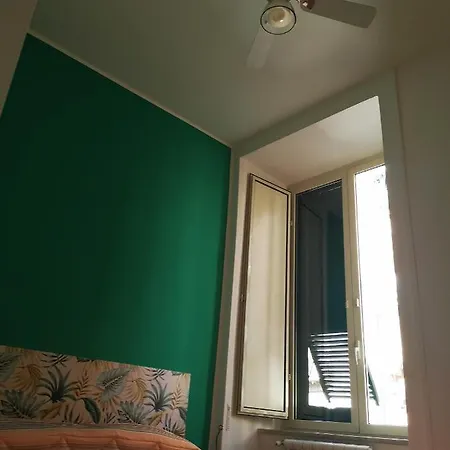 Oda ve Kahvaltı Cirillo 65 *